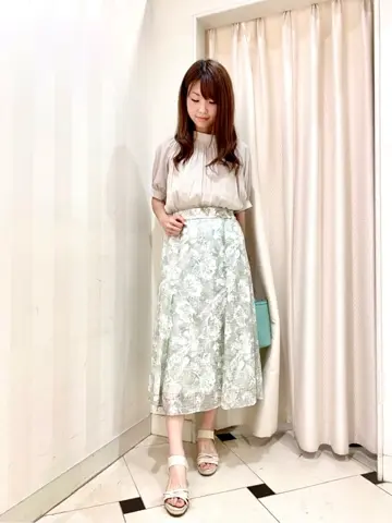 ANY SIS 金井 コーディネート画像