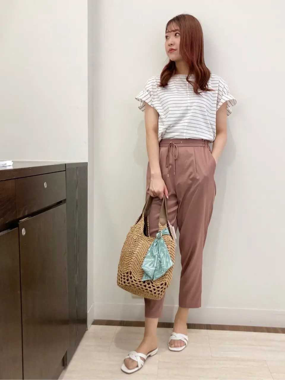 ANY SIS スタッフ コーディネート画像