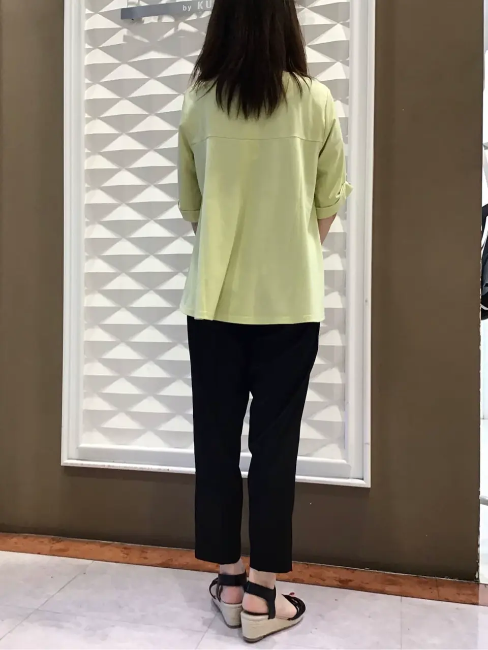 ANY SIS スタッフ コーディネート画像