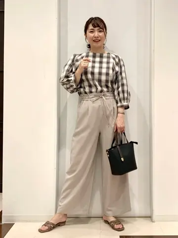 ANY SIS 横田 コーディネート画像