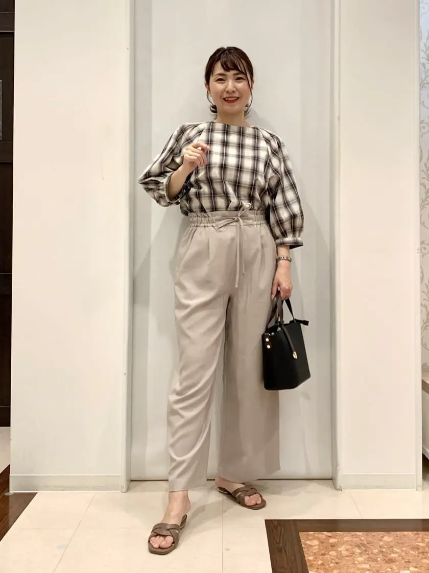 ANY SIS 横田 コーディネート画像