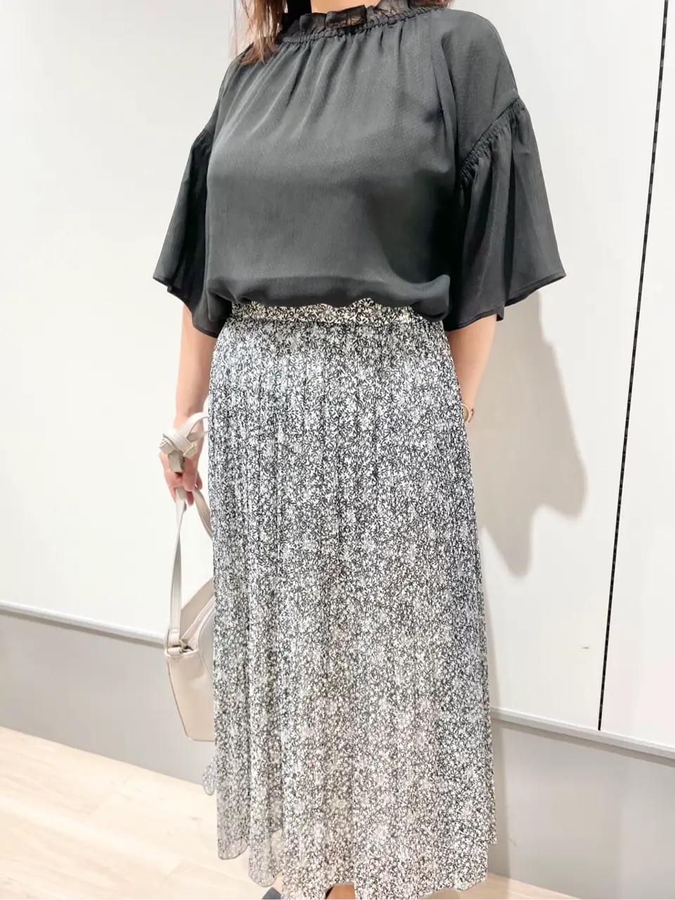 ANY SIS 西村 コーディネート画像