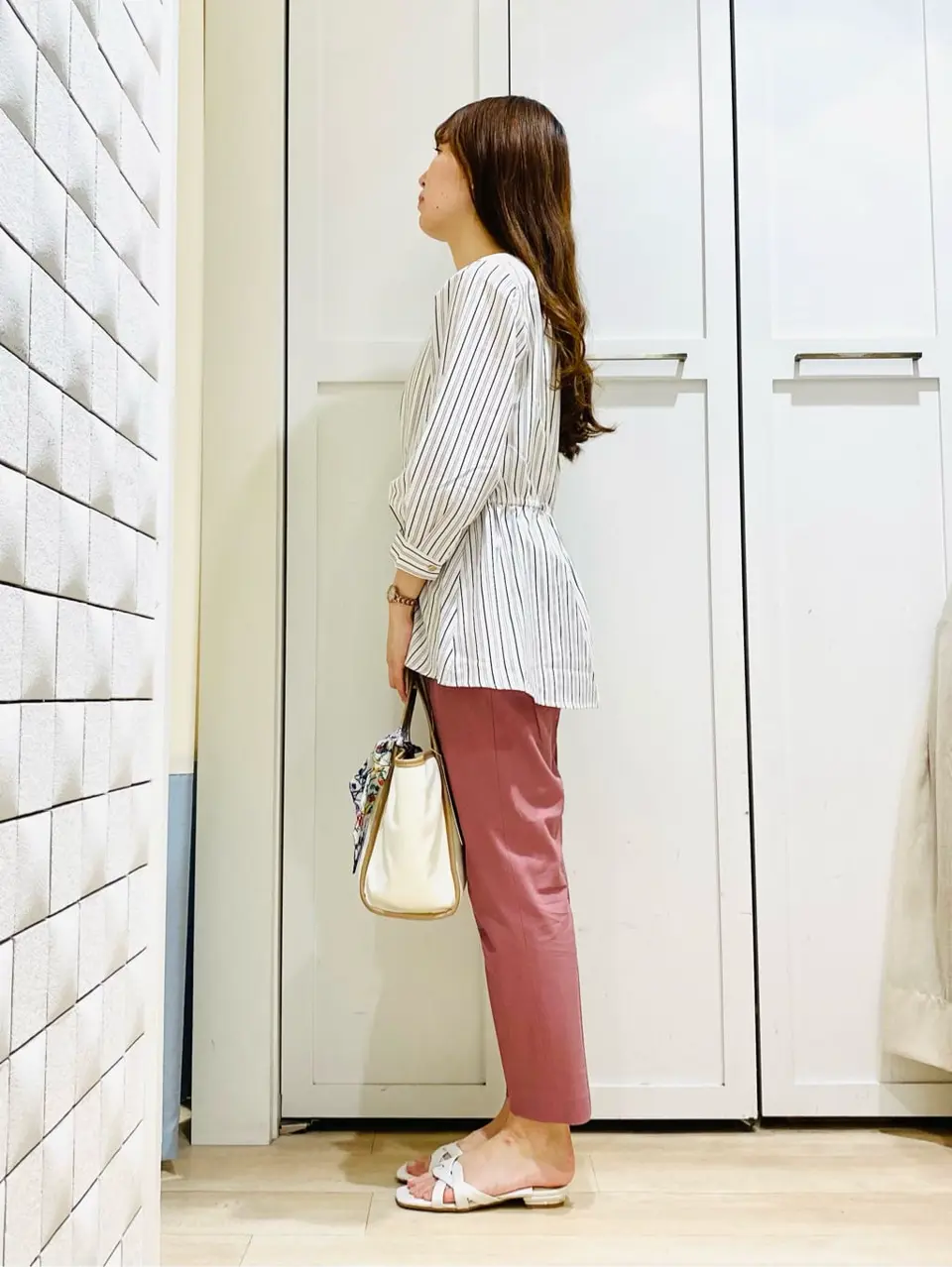 ANY SIS スタッフ コーディネート画像