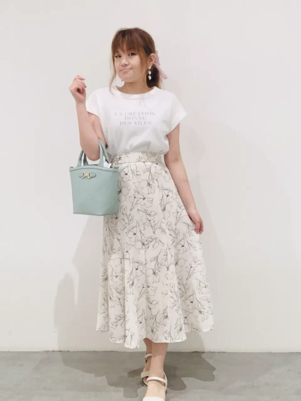  川根　彩 コーディネート画像