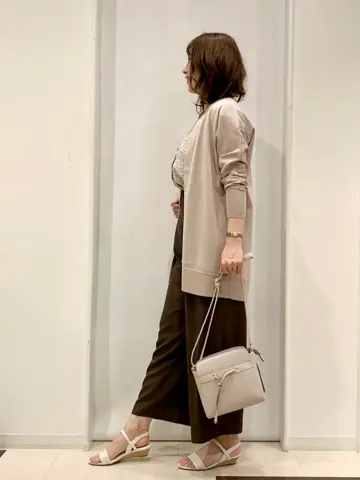 ANY SIS 横田 コーディネート画像