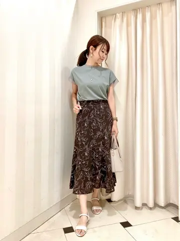 ANY SIS 金井 コーディネート画像