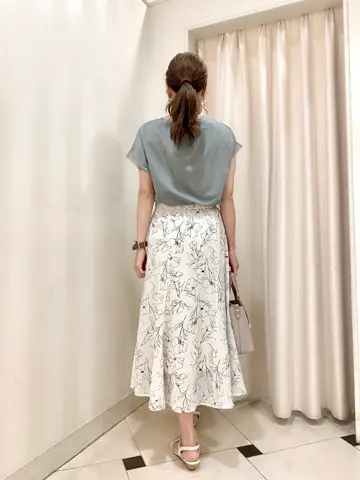 ANY SIS 金井 コーディネート画像