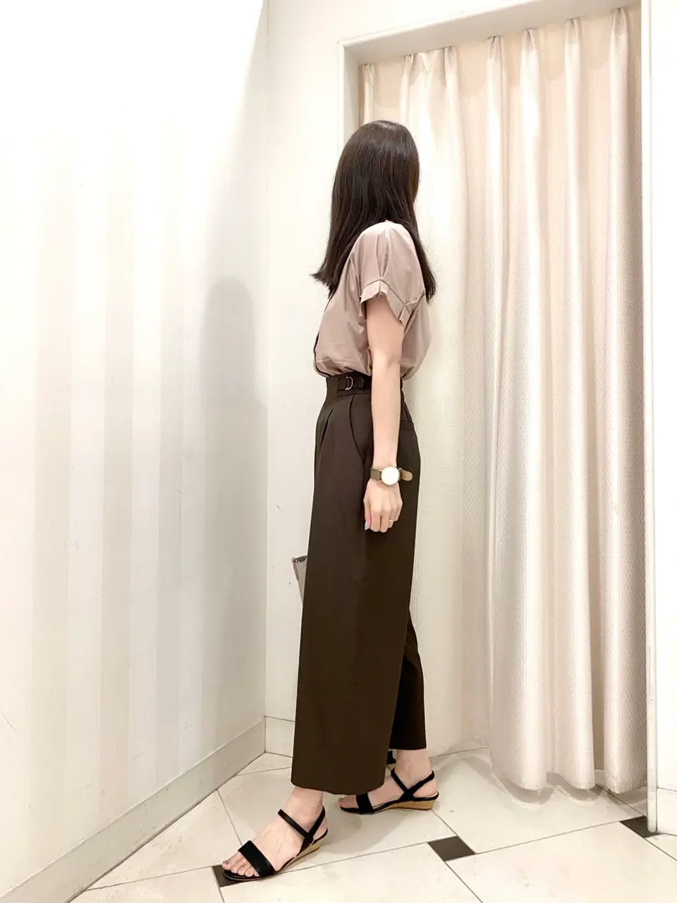 ANY SIS 金井 コーディネート画像