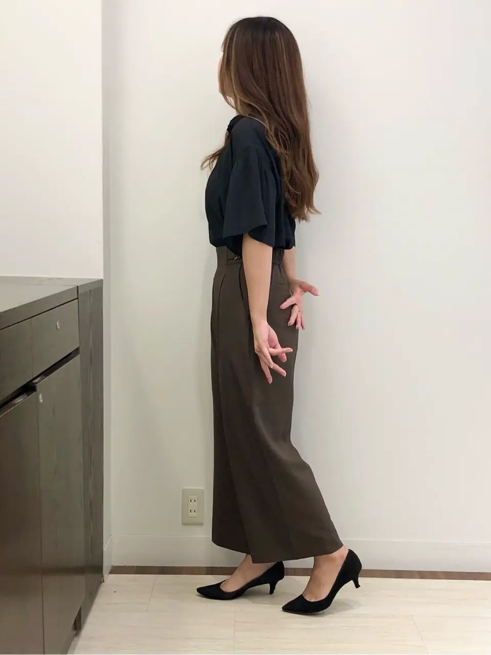 ANY SIS スタッフ コーディネート画像