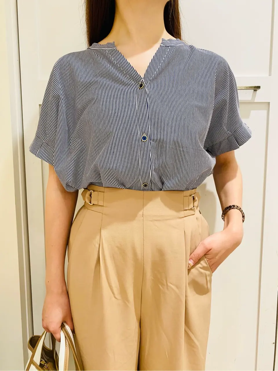 ANY SIS スタッフ コーディネート画像