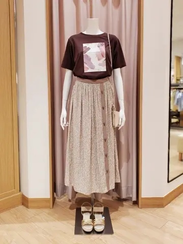 ANY SIS 岩田 コーディネート画像