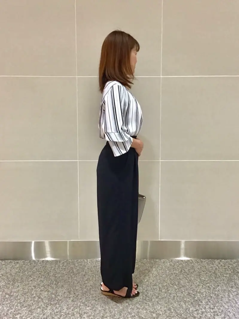 ANY SIS 浅野 コーディネート画像