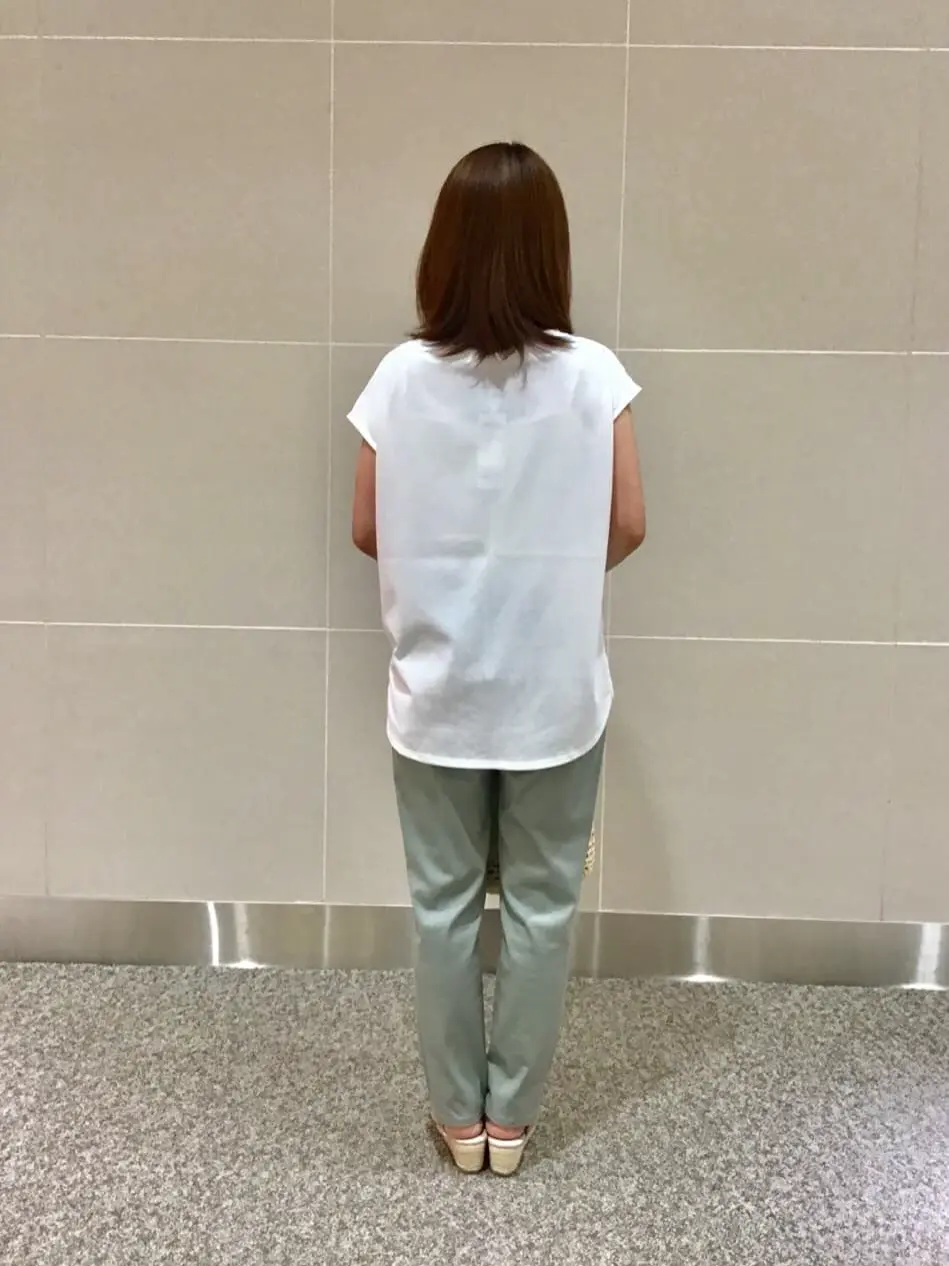 ANY SIS 浅野 コーディネート画像