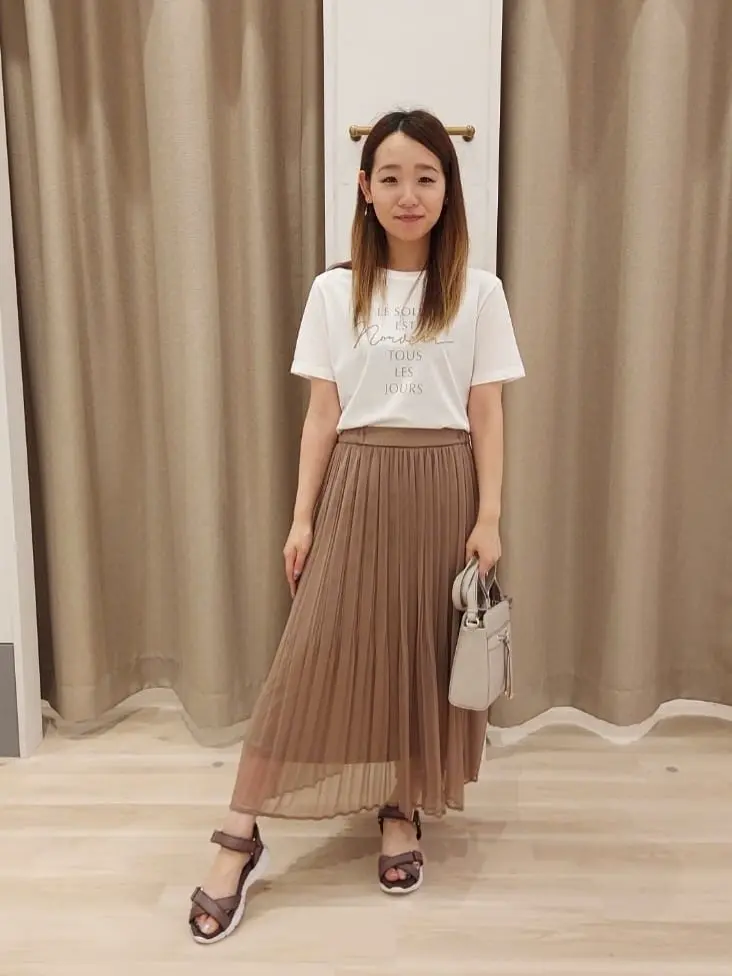 ANY SIS 齋藤 コーディネート画像