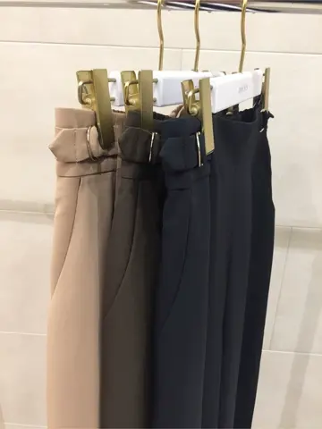 ANY SIS 髙橋 コーディネート画像