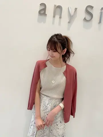 ANY SIS スタッフ コーディネート画像