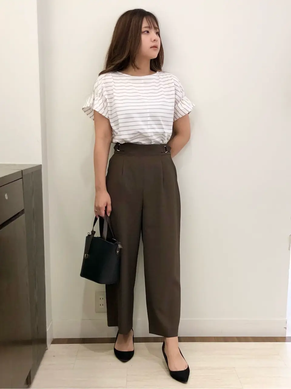 ANY SIS スタッフ コーディネート画像