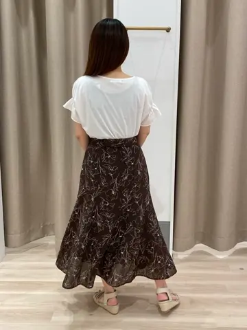 ANY SIS 瀬野 コーディネート画像