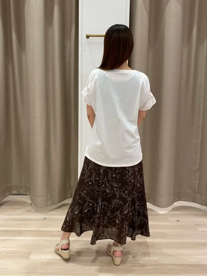 ANY SIS 瀬野 コーディネート画像