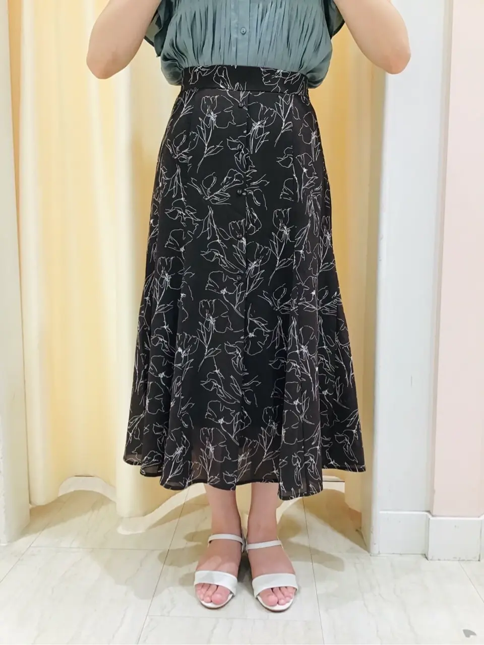 ANY SIS AI コーディネート画像