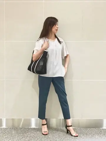 ANY SIS スタッフ コーディネート画像