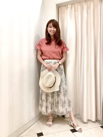 ANY SIS 金井 コーディネート画像