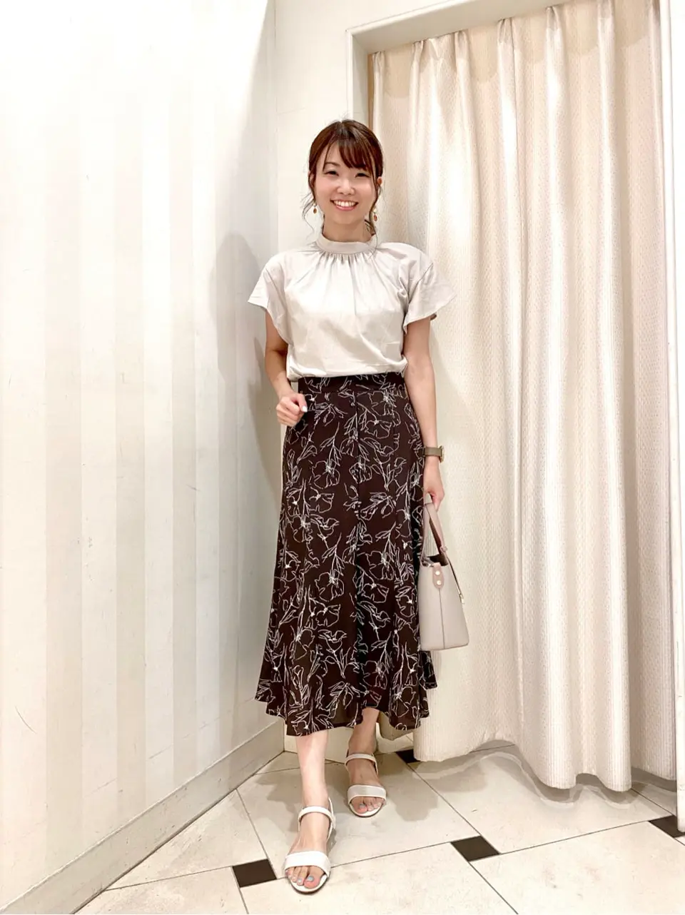 ANY SIS 金井 コーディネート画像