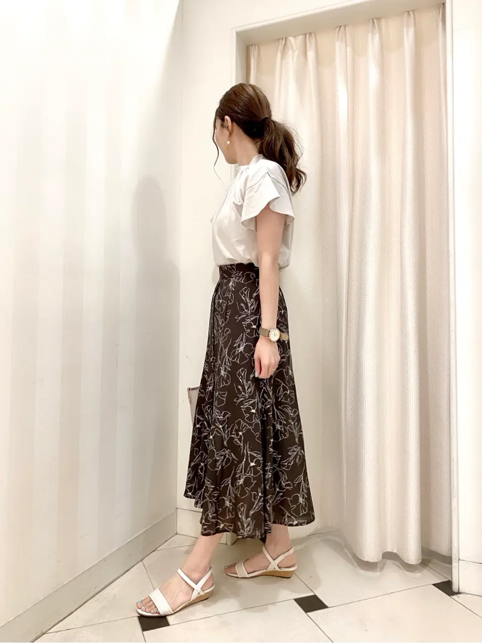 ANY SIS 金井 コーディネート画像