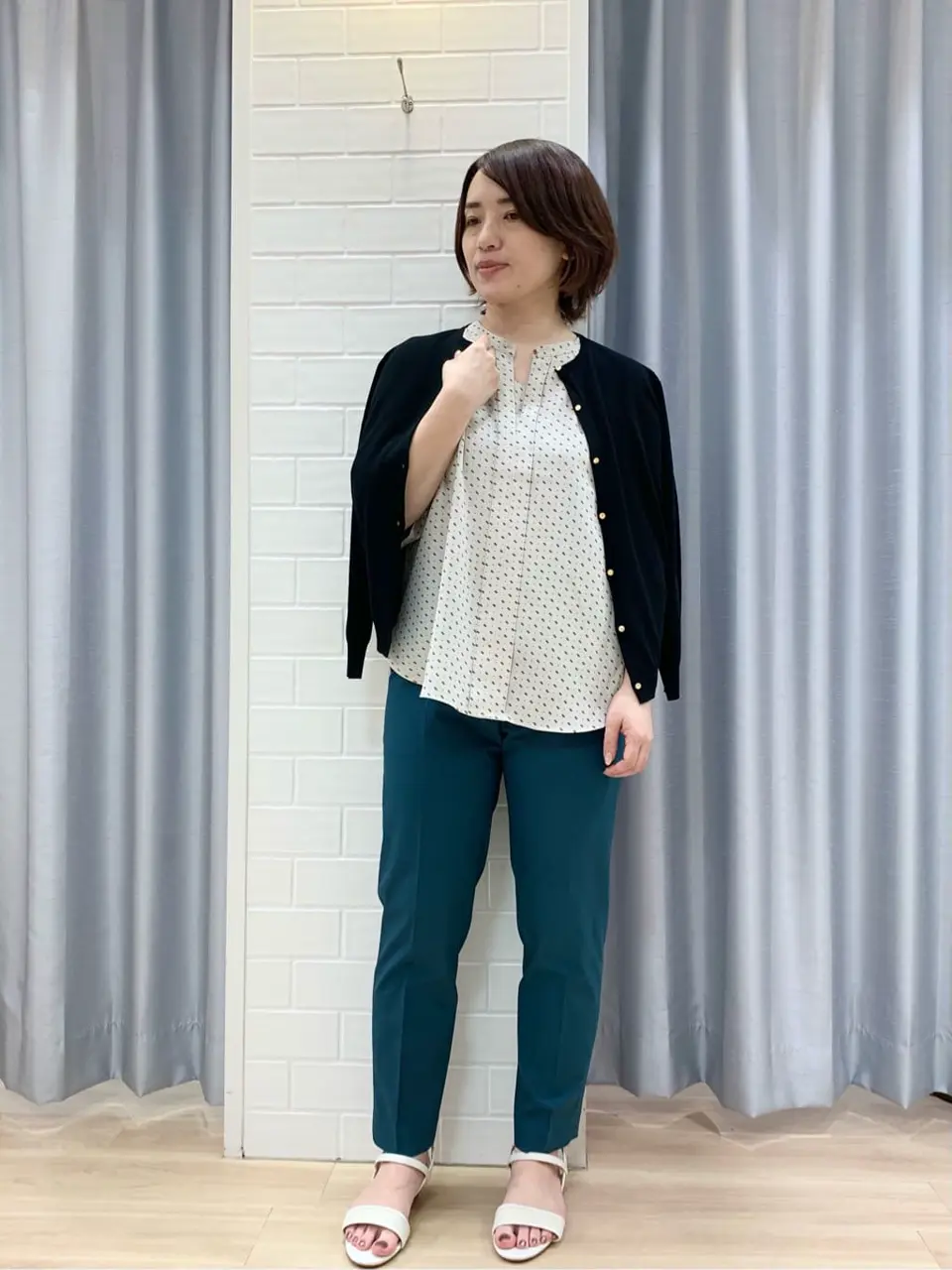 ANY SIS 丸岡 コーディネート画像