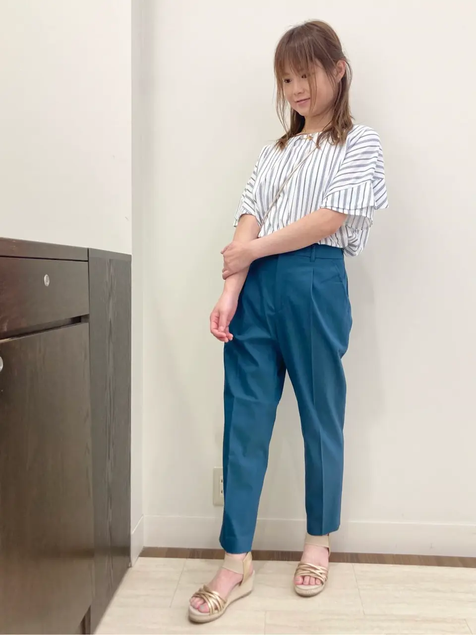 ANY SIS スタッフ コーディネート画像