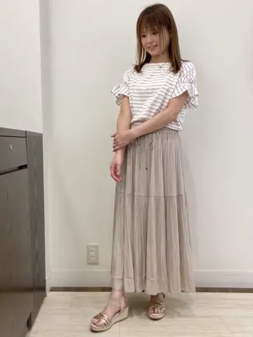 ANY SIS スタッフ コーディネート画像