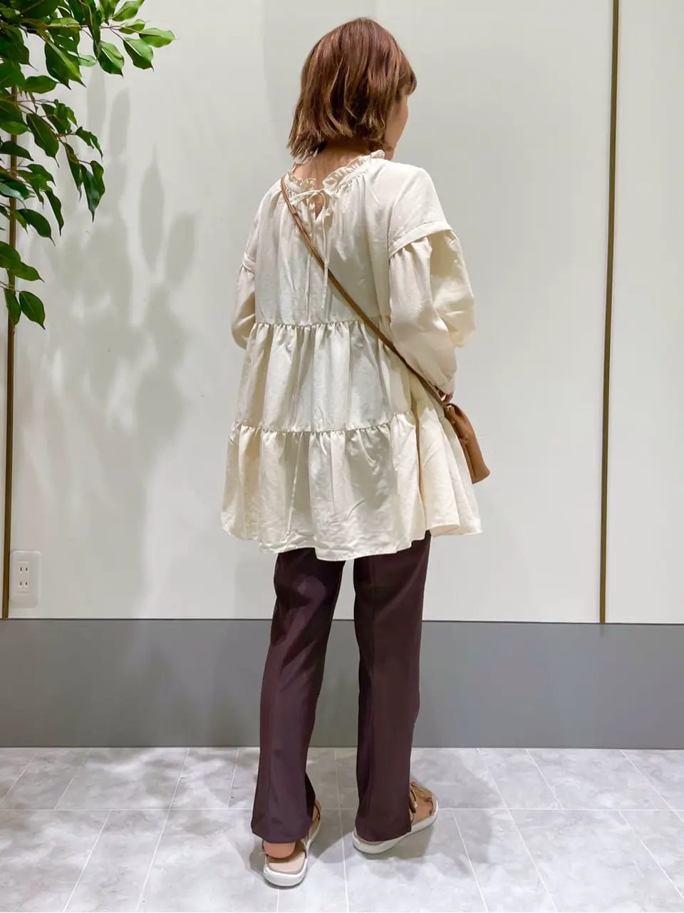 ANY SIS スタッフ コーディネート画像