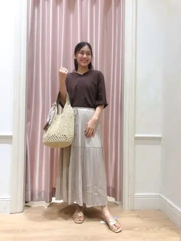 ANY SIS スタッフ コーディネート画像