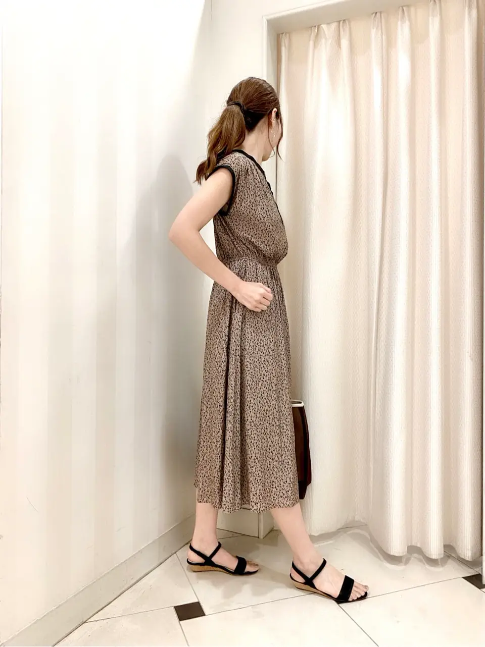 ANY SIS 金井 コーディネート画像