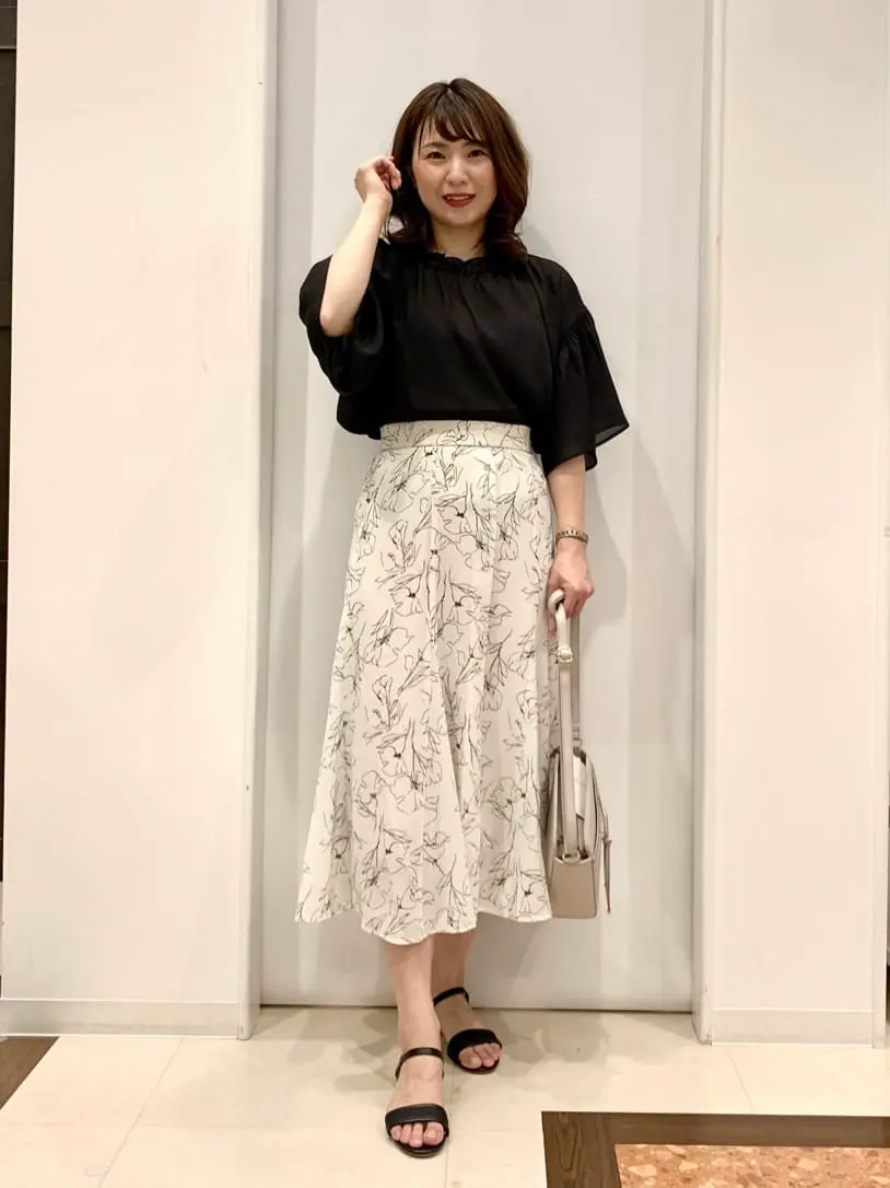 ANY SIS 横田 コーディネート画像