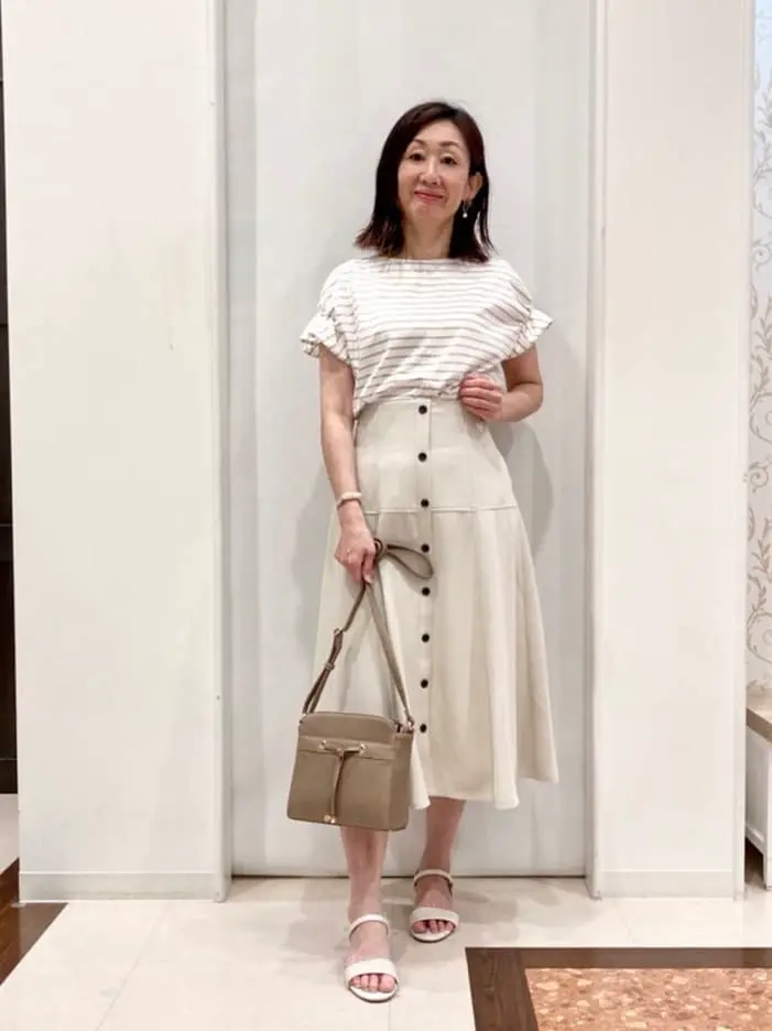 ANY SIS スタッフ コーディネート画像