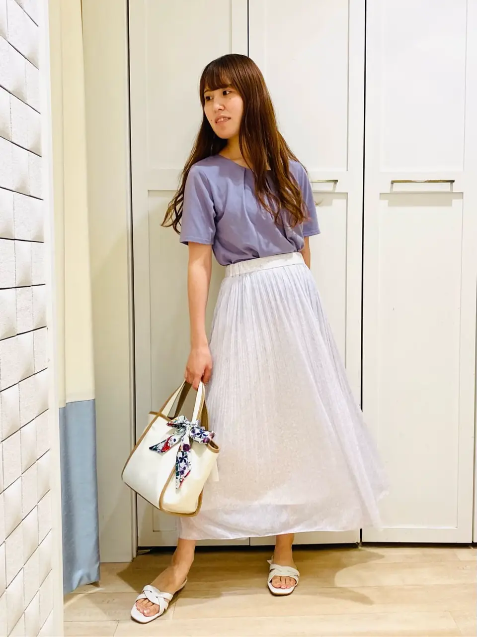 ANY SIS スタッフ コーディネート画像