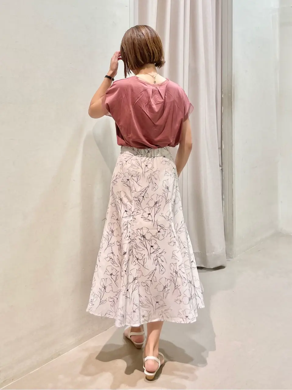 ANY SIS 濱野 コーディネート画像