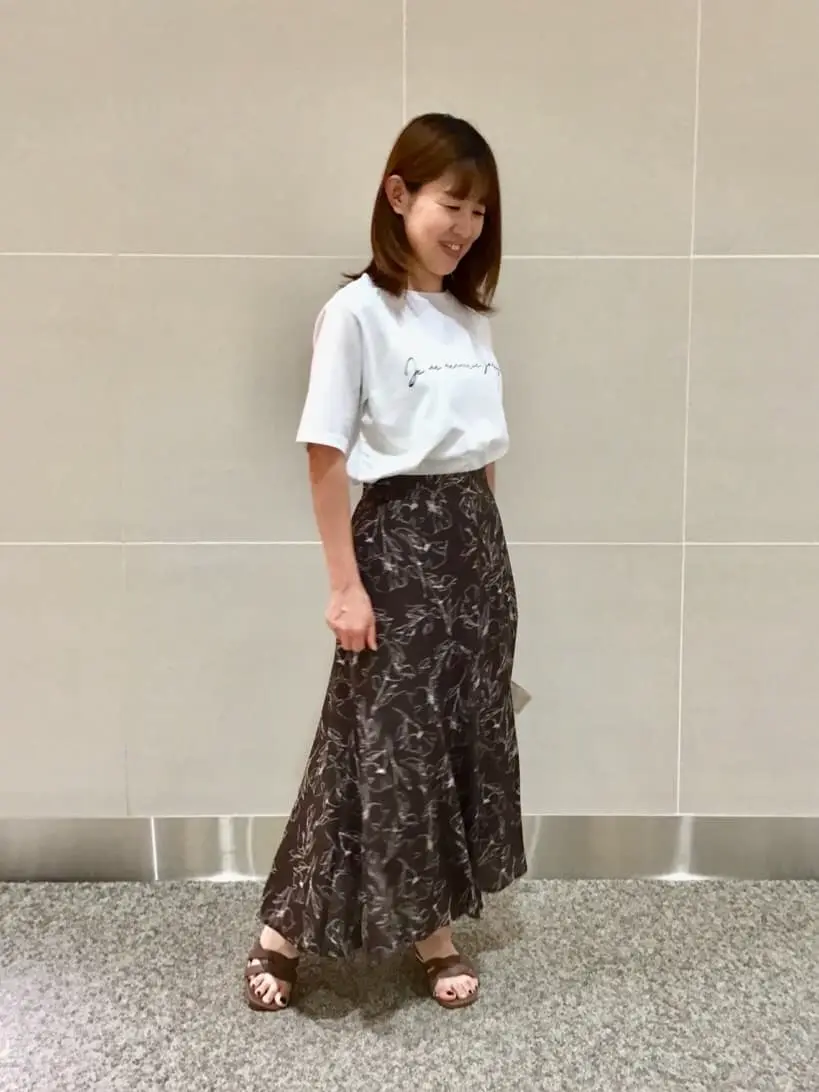 ANY SIS 浅野 コーディネート画像