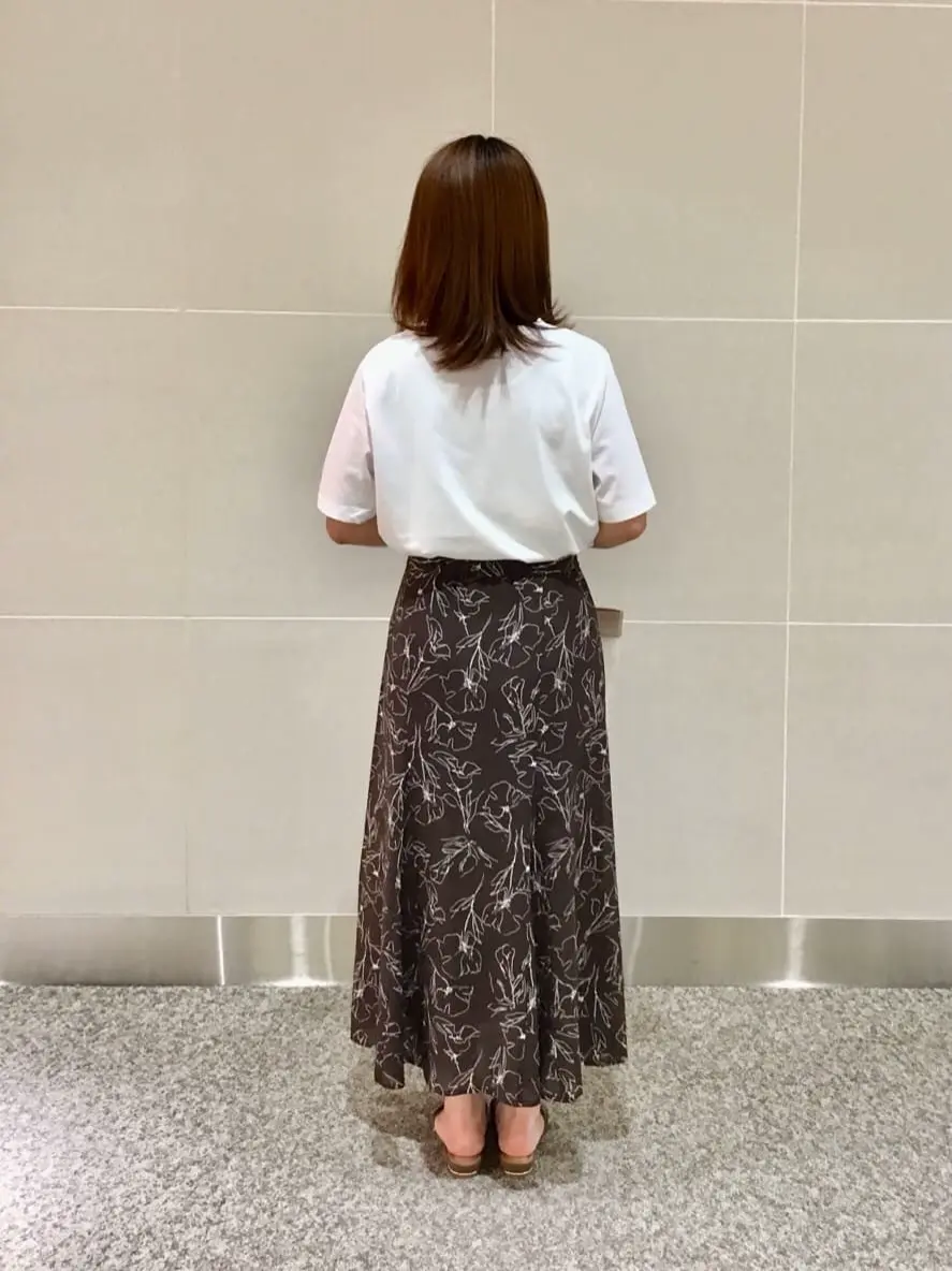 ANY SIS 浅野 コーディネート画像