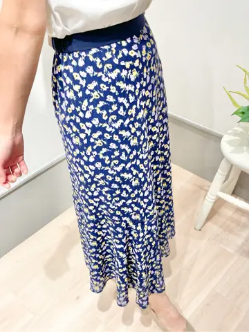 ANY SIS 山本 コーディネート画像