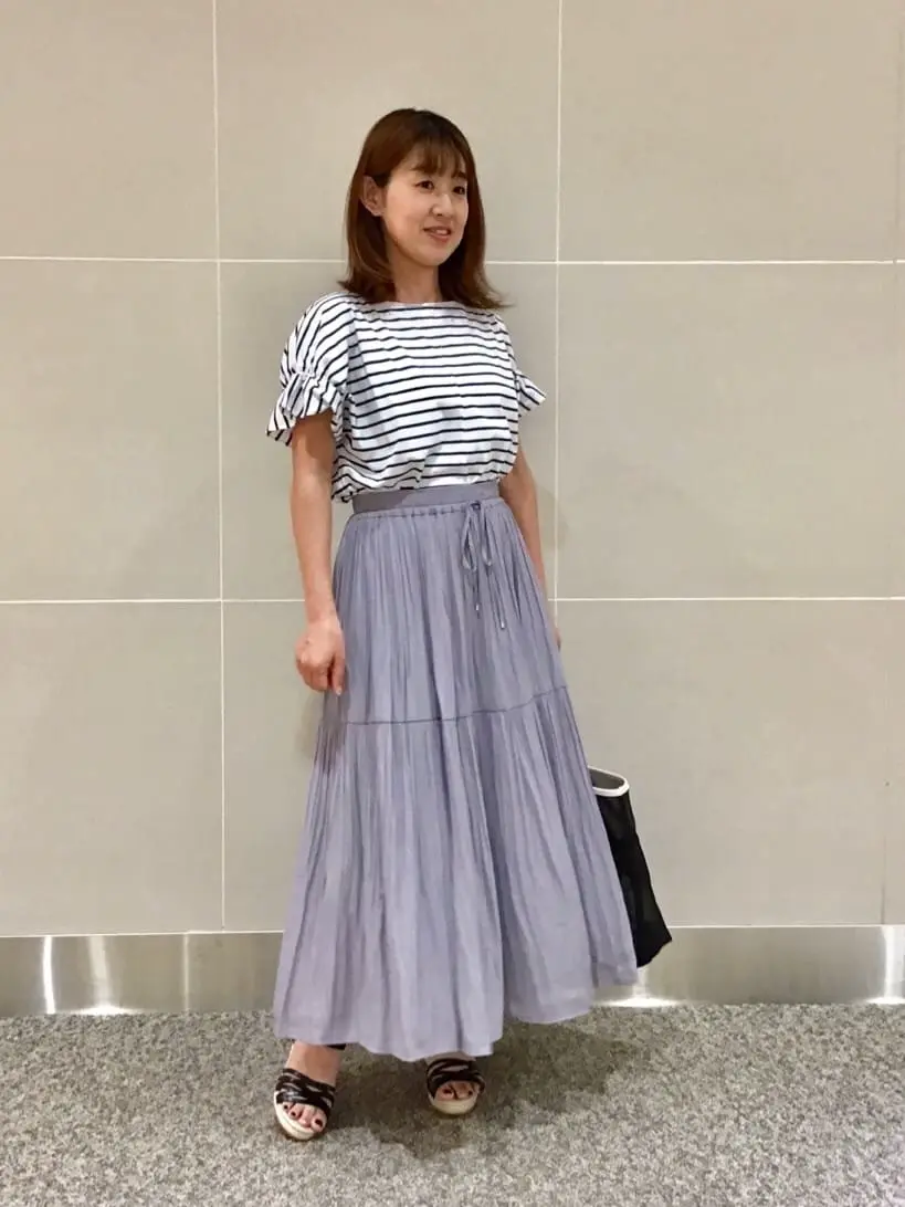 ANY SIS 浅野 コーディネート画像