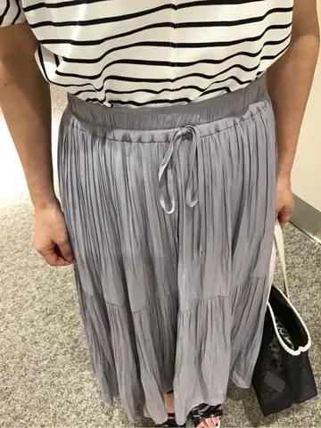 ANY SIS 浅野 コーディネート画像