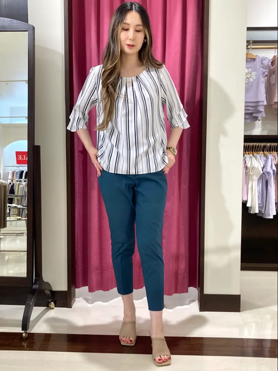 ANY SIS STAFF コーディネート画像