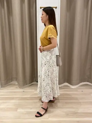 ANY SIS 瀬野 コーディネート画像