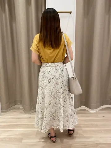 ANY SIS 瀬野 コーディネート画像