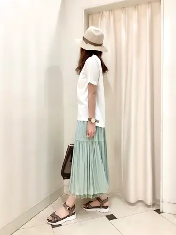 ANY SIS 金井 コーディネート画像