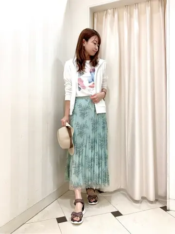 ANY SIS 金井 コーディネート画像