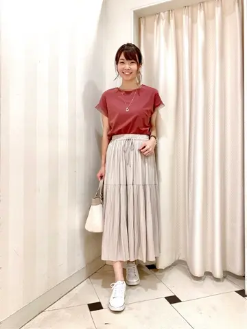 ANY SIS 金井 コーディネート画像