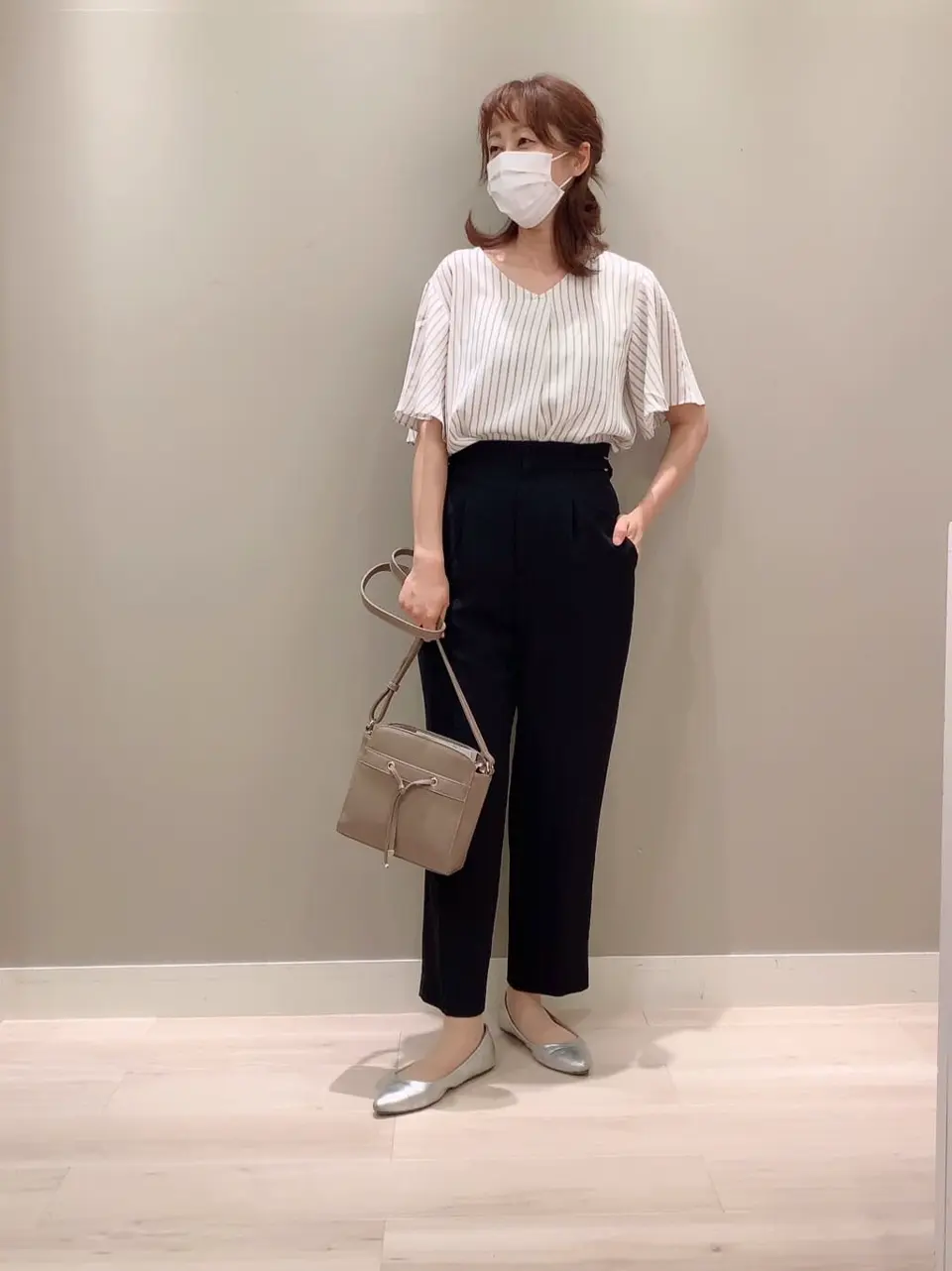 ANY SIS スタッフ コーディネート画像